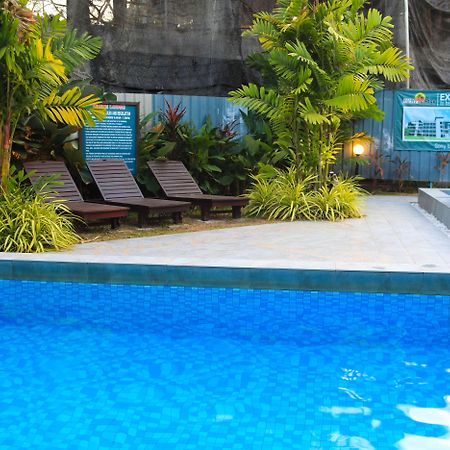 White Lodge Pantai Cenang  Εξωτερικό φωτογραφία