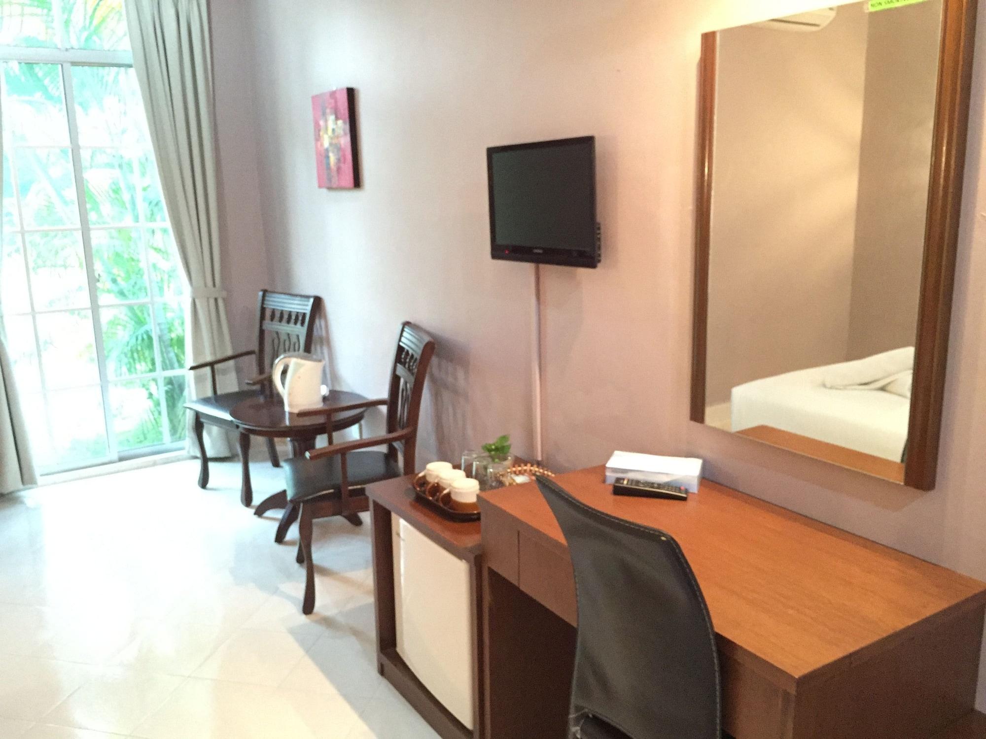 White Lodge Pantai Cenang  Εξωτερικό φωτογραφία