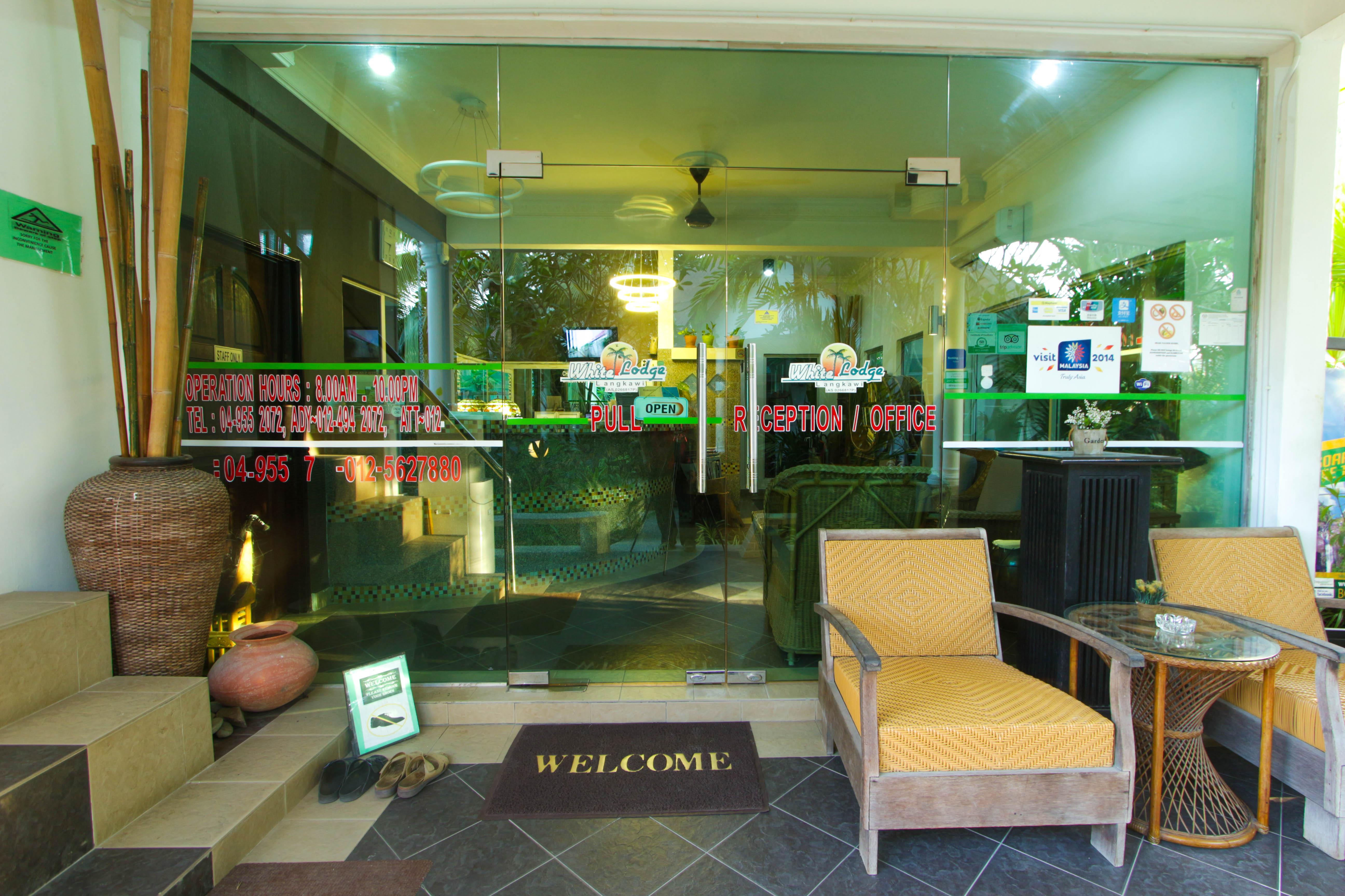 White Lodge Pantai Cenang  Εξωτερικό φωτογραφία