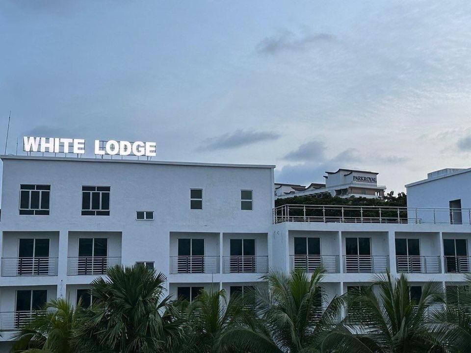 White Lodge Pantai Cenang  Εξωτερικό φωτογραφία