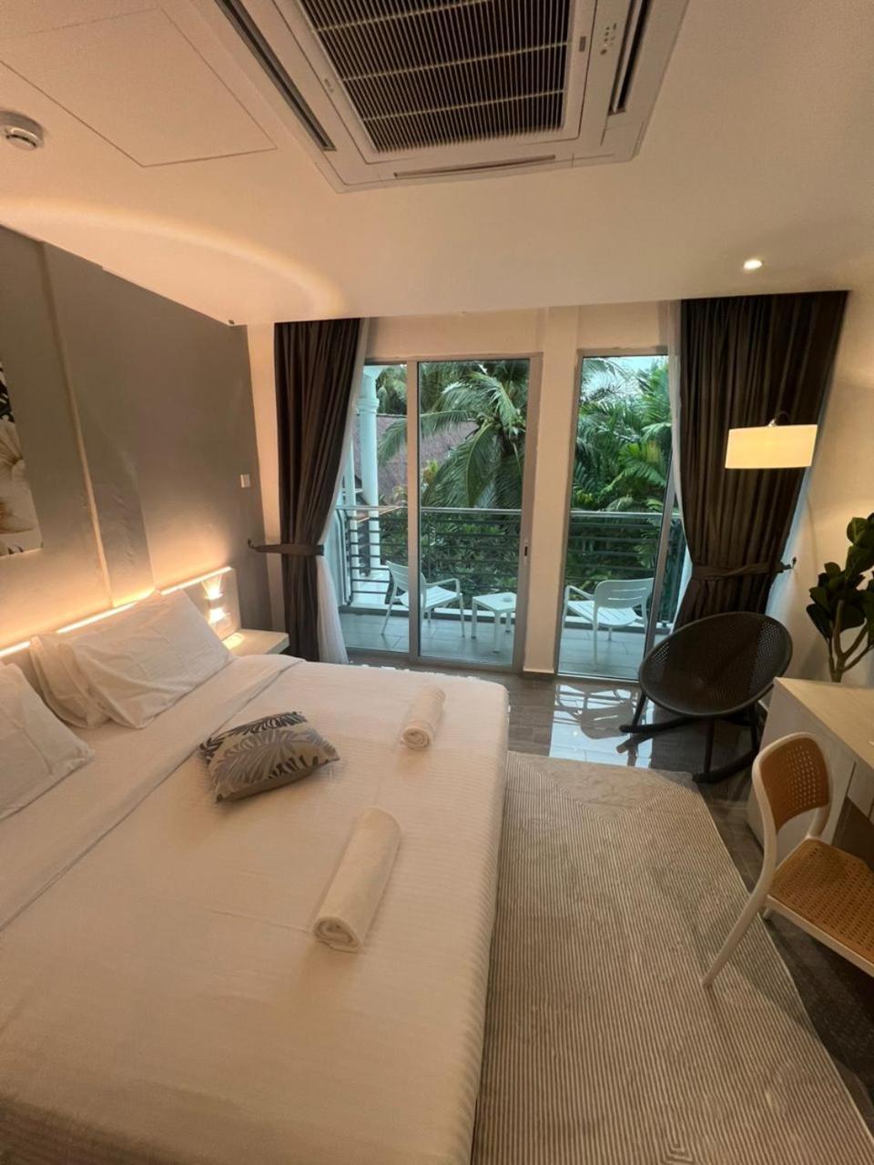 White Lodge Pantai Cenang  Εξωτερικό φωτογραφία